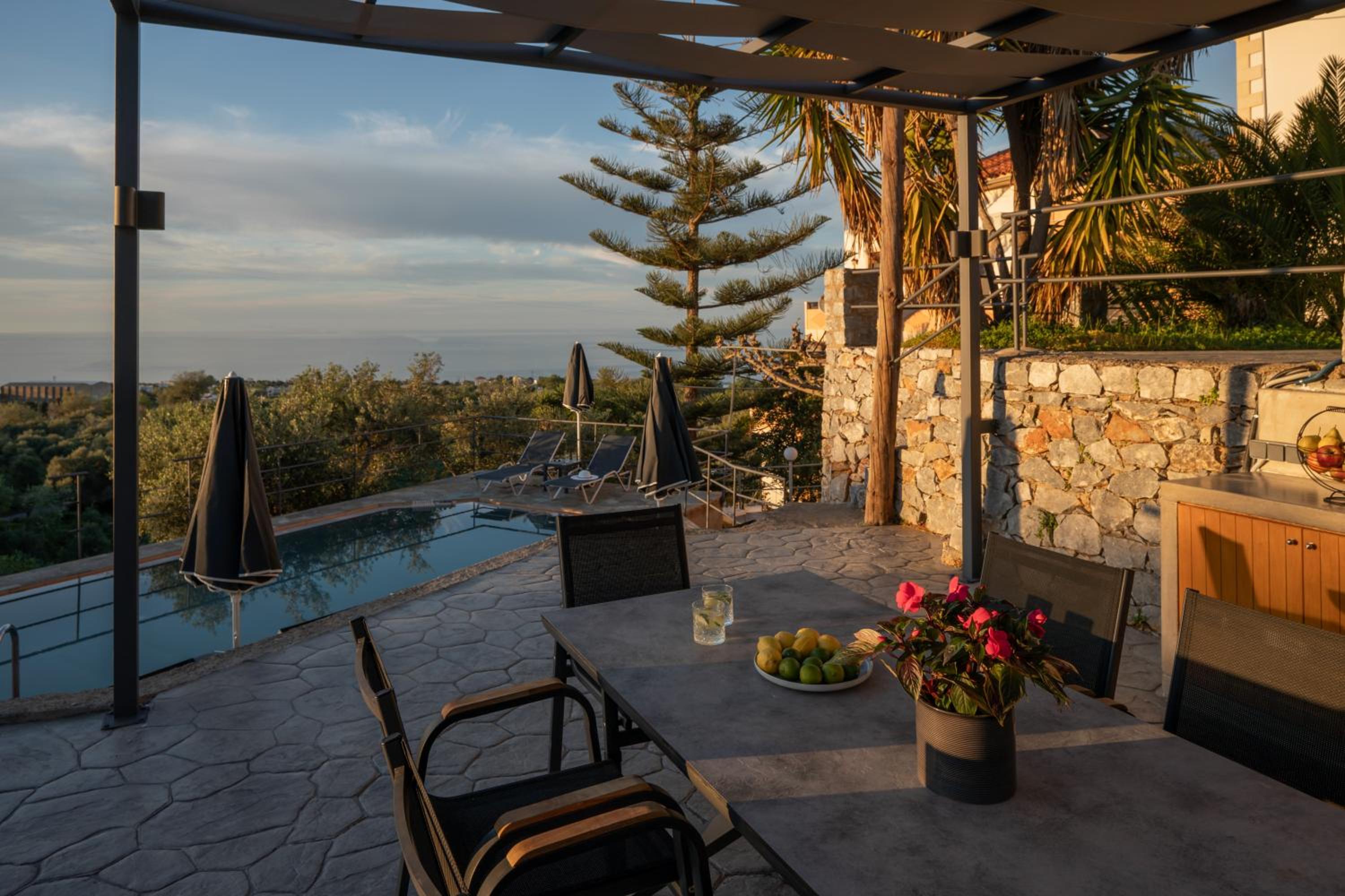 Chrisiis Villa
