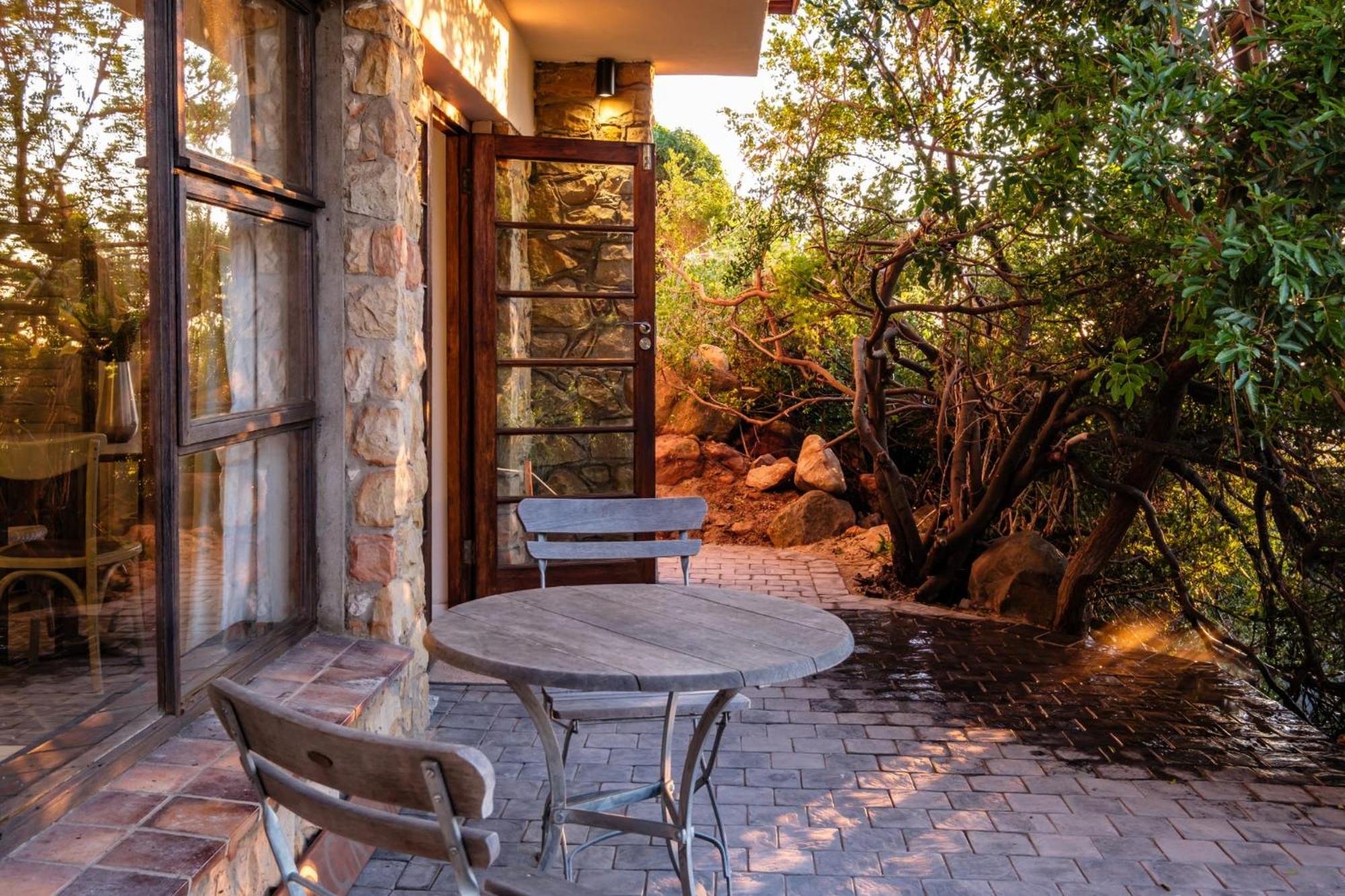 Rock Residence