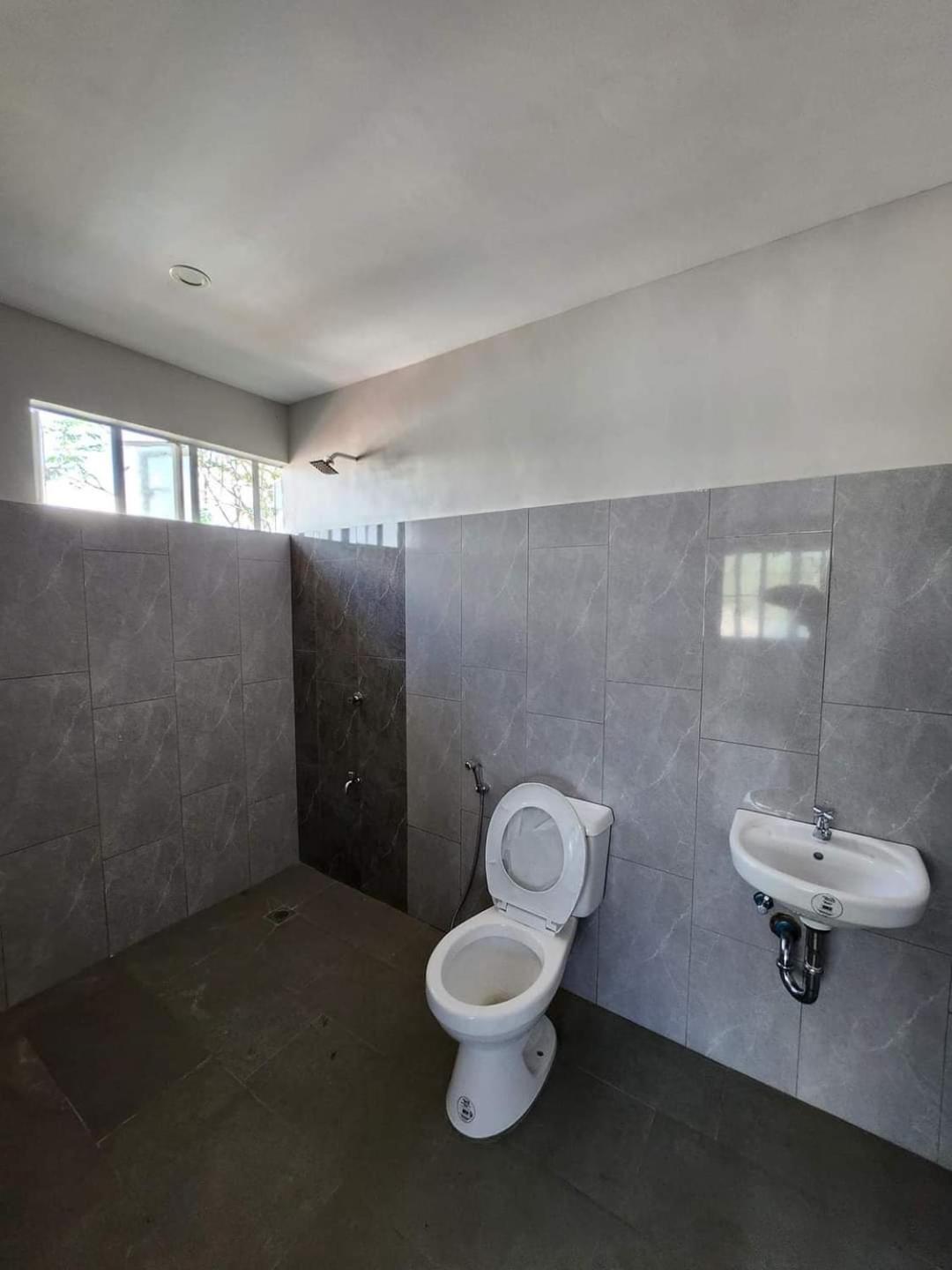 HOST HOMESPACE