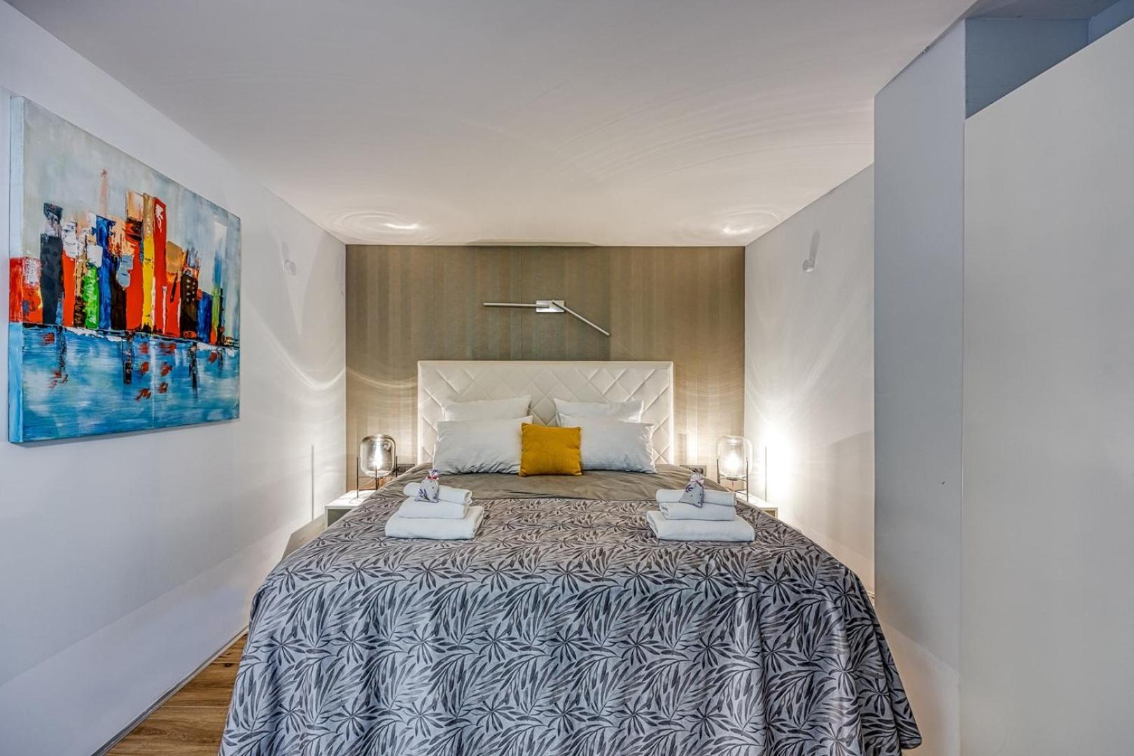 Deluxe Apartment with Whirlpool