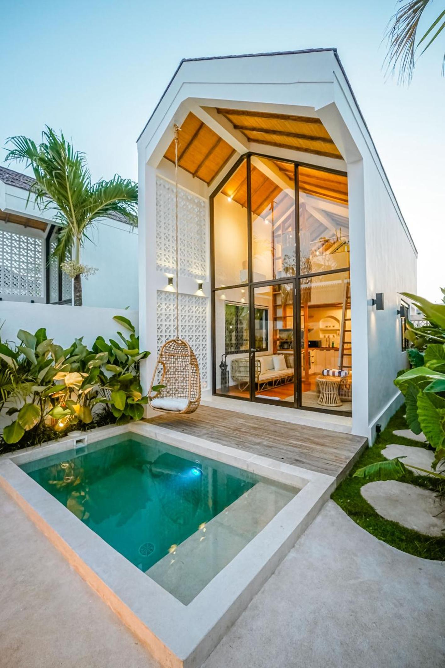 Tiny Villa Nyanyi - Cozy Mezzanine 4 mins from Beach view 5