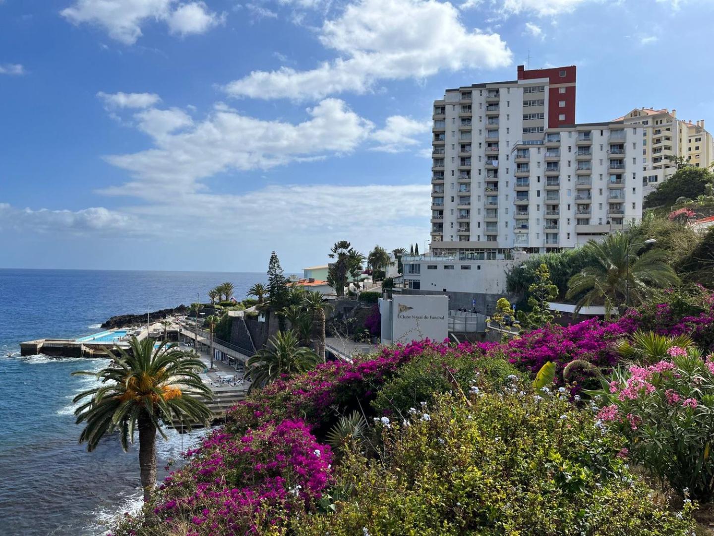 GuestReady - Sea View in Madeira view 4