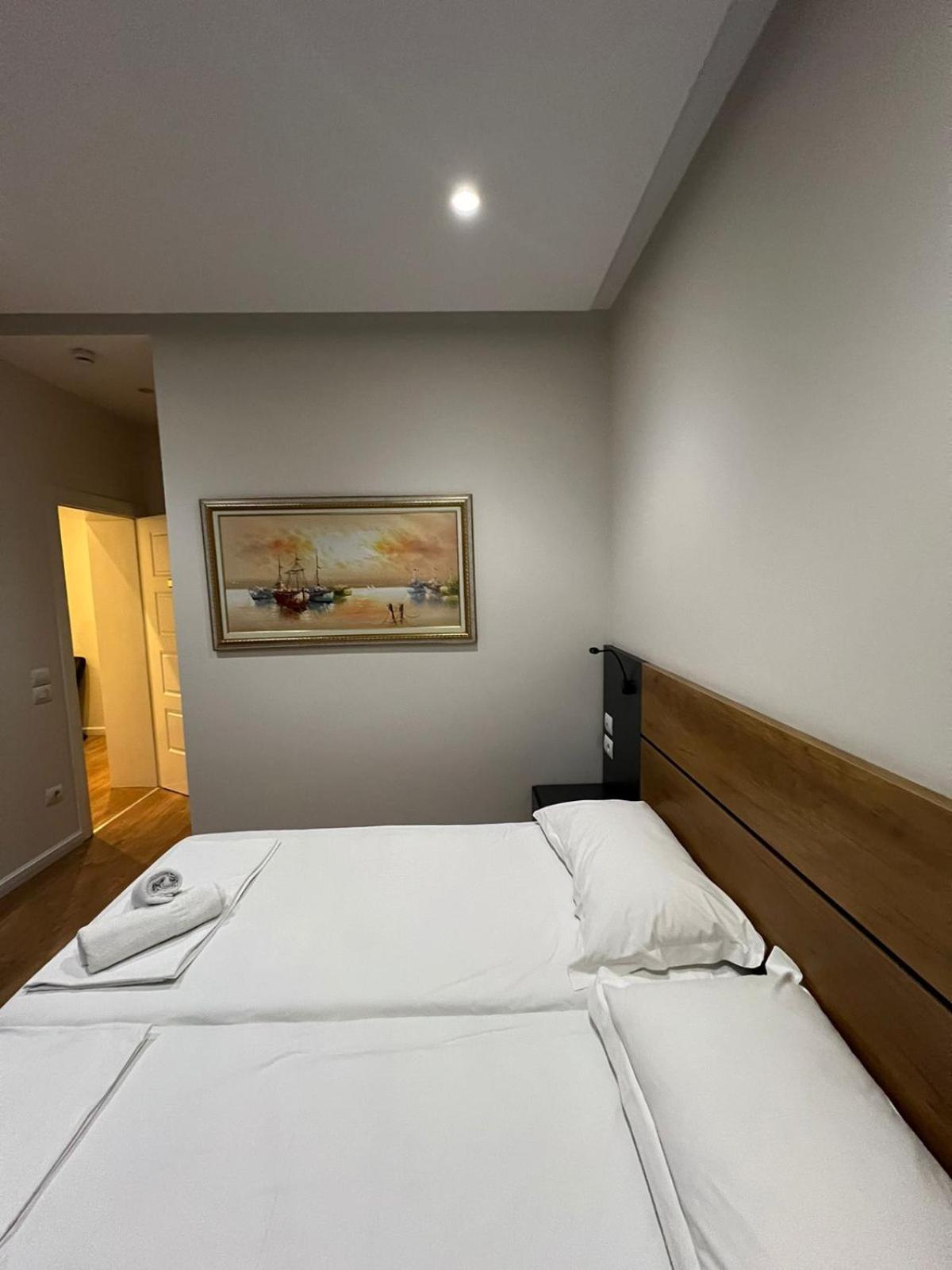 Urban Room 4
