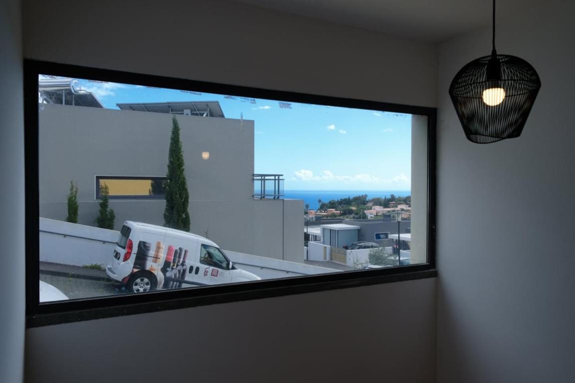 GuestReady - Charming Caniço Retreat view 2