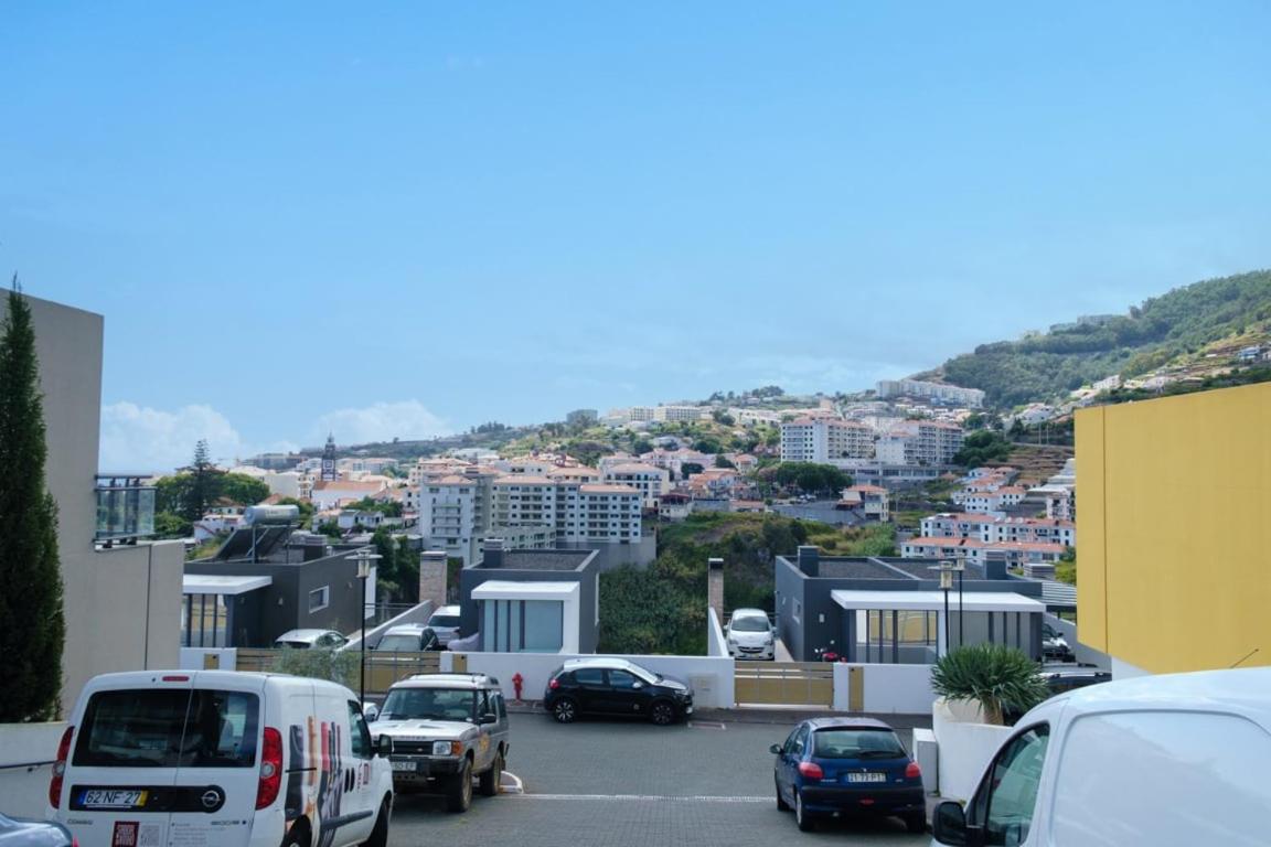GuestReady - Charming Caniço Retreat view 3