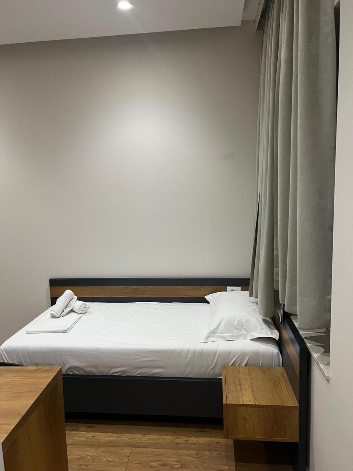Urban Room 5