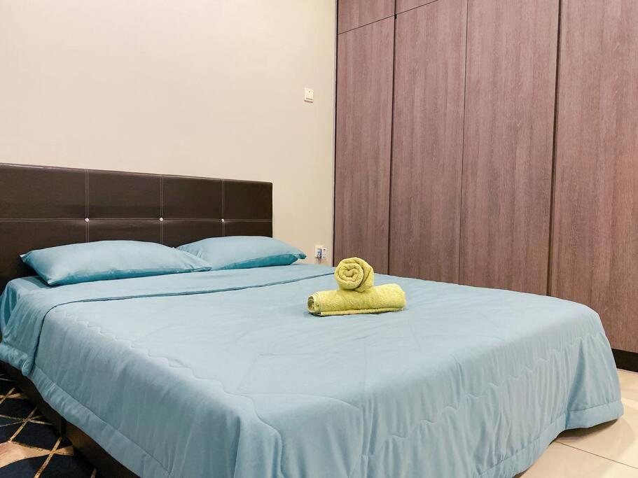 06# Mediterranean Style Suite - Austin, JB