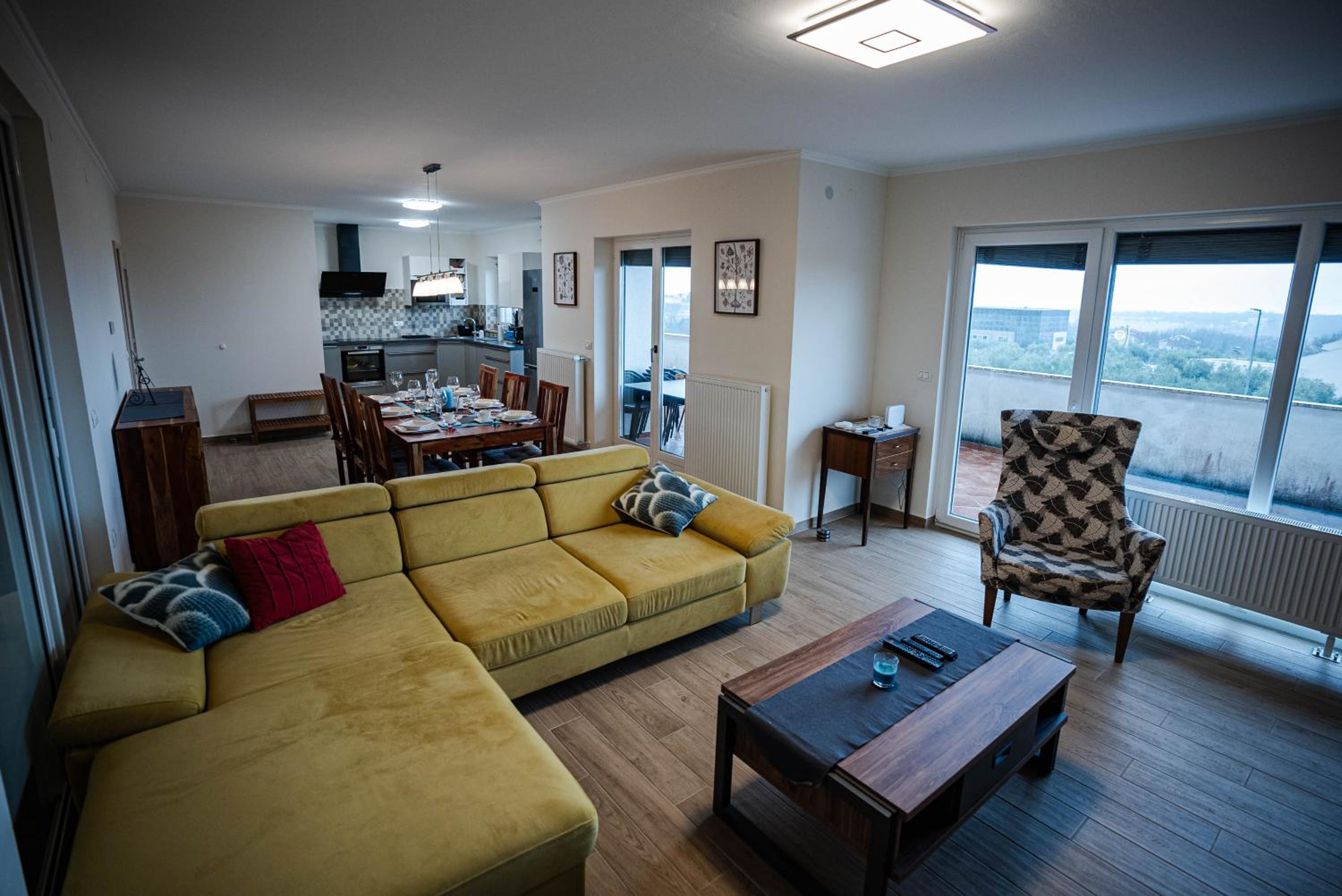 Olive Garden Apartment view 5