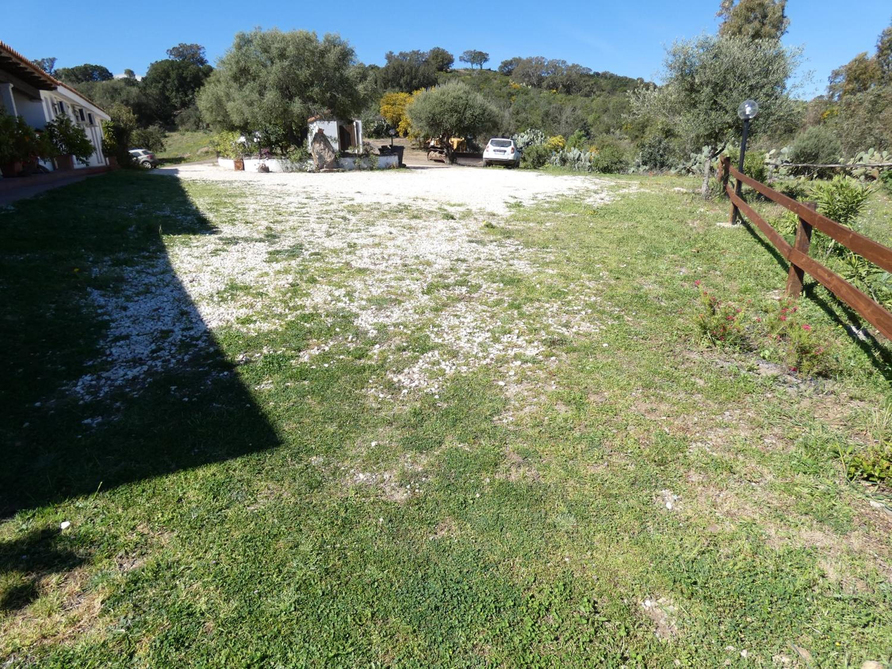 Comino Alto Agriturismo e Appartamenti