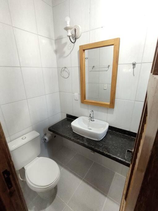 Casa da Estação: seu refúgio à beira dos trilhos