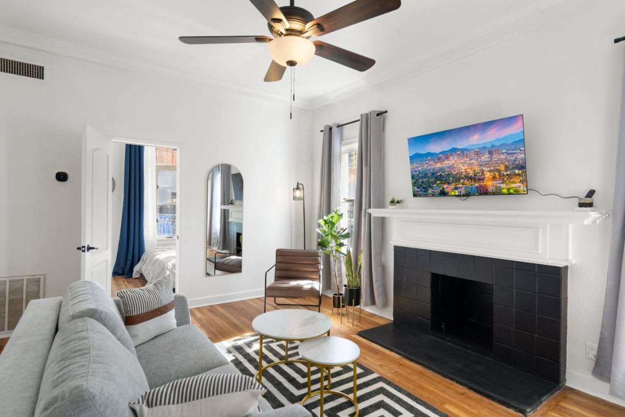 Luxe Modern Apartment in the Heart of Phoenix (4) view 3