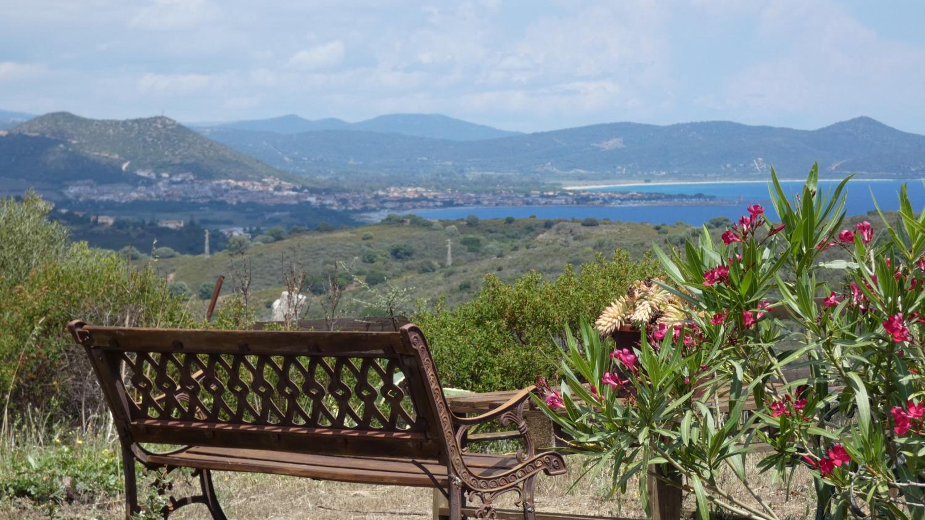 Comino Alto Agriturismo e Appartamenti