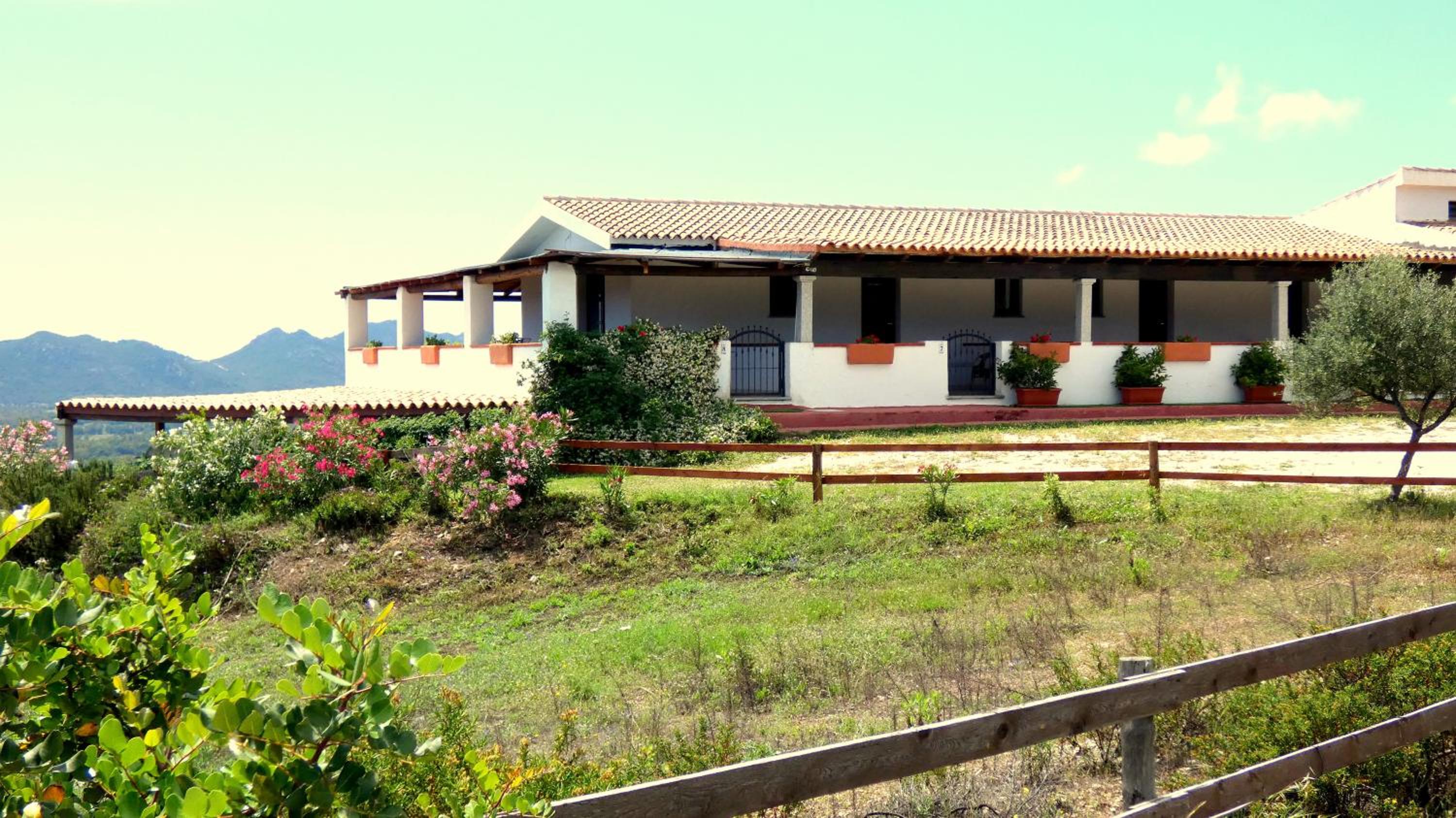 Comino Alto Agriturismo e Appartamenti
