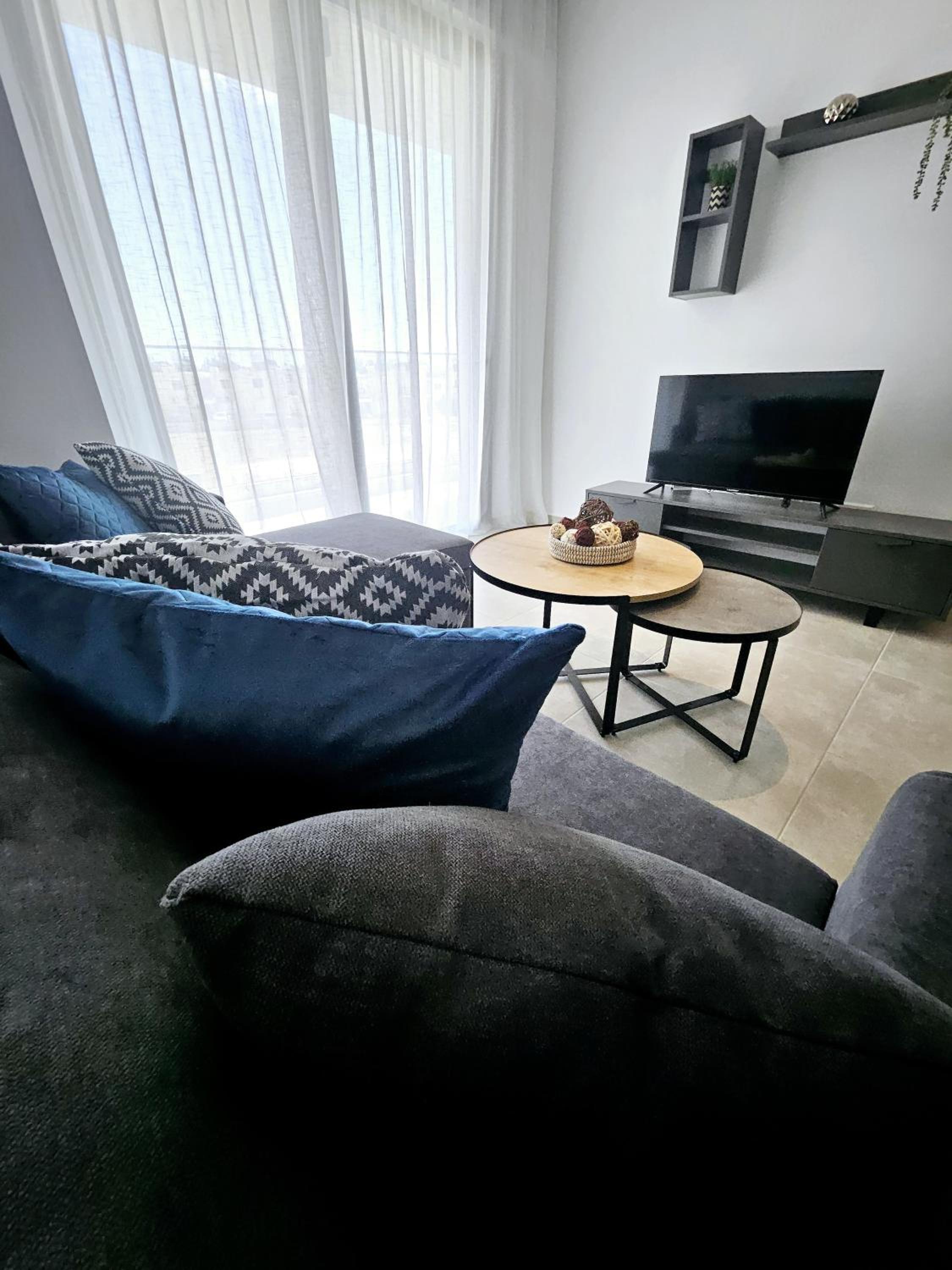 One bedroom apartment, Universal Residences