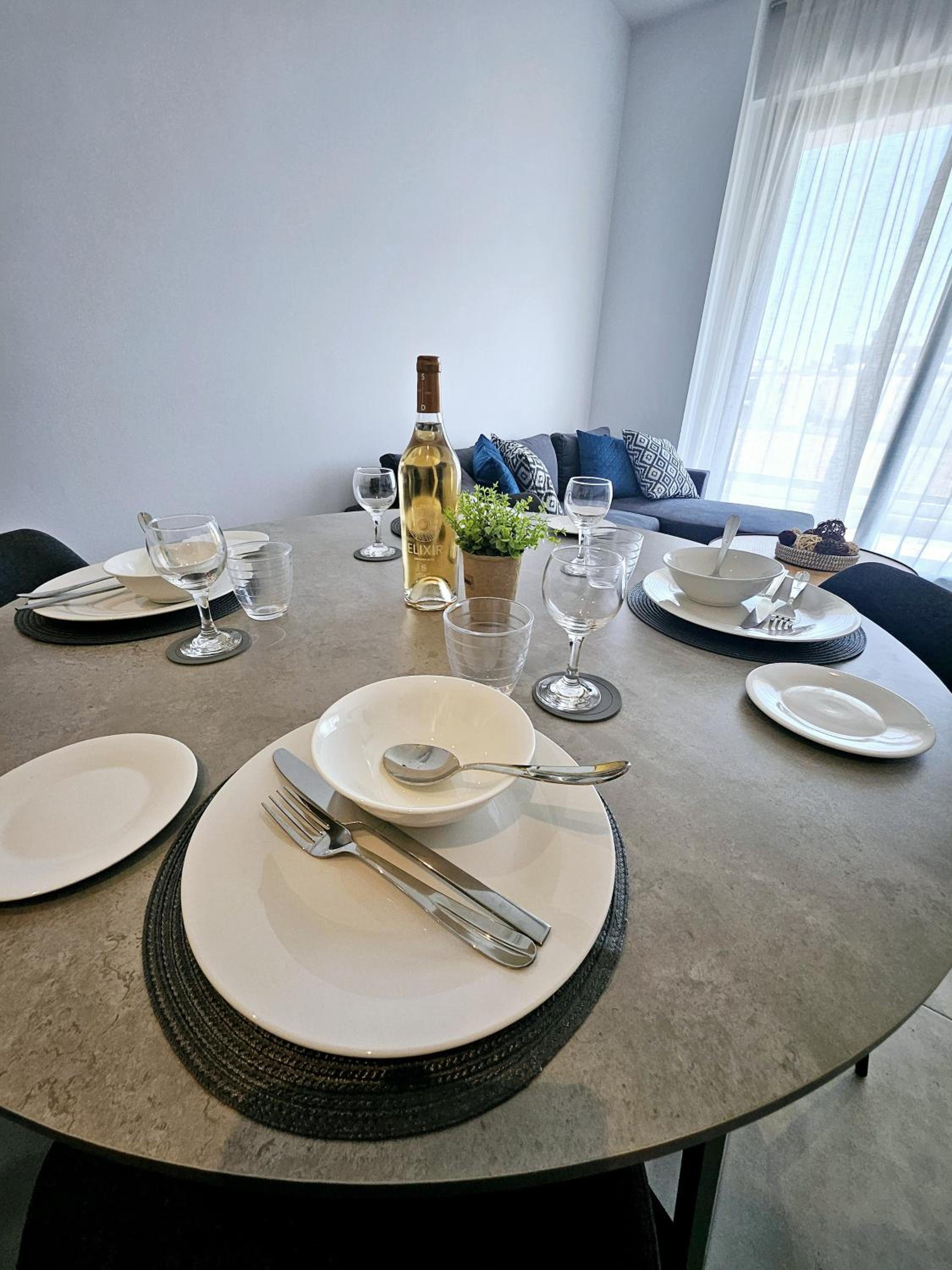 One bedroom apartment, Universal Residences