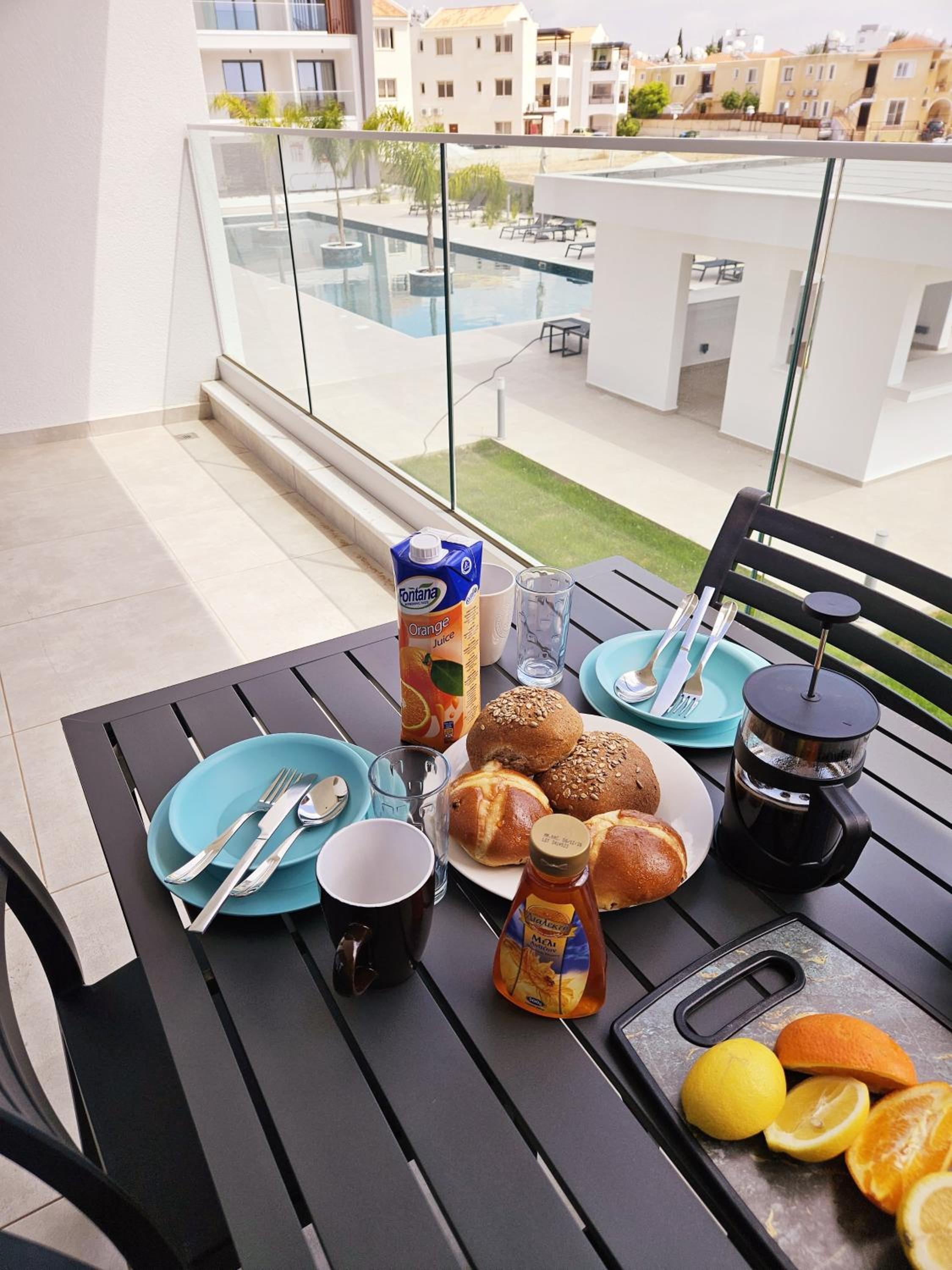 One bedroom apartment, Universal Residences