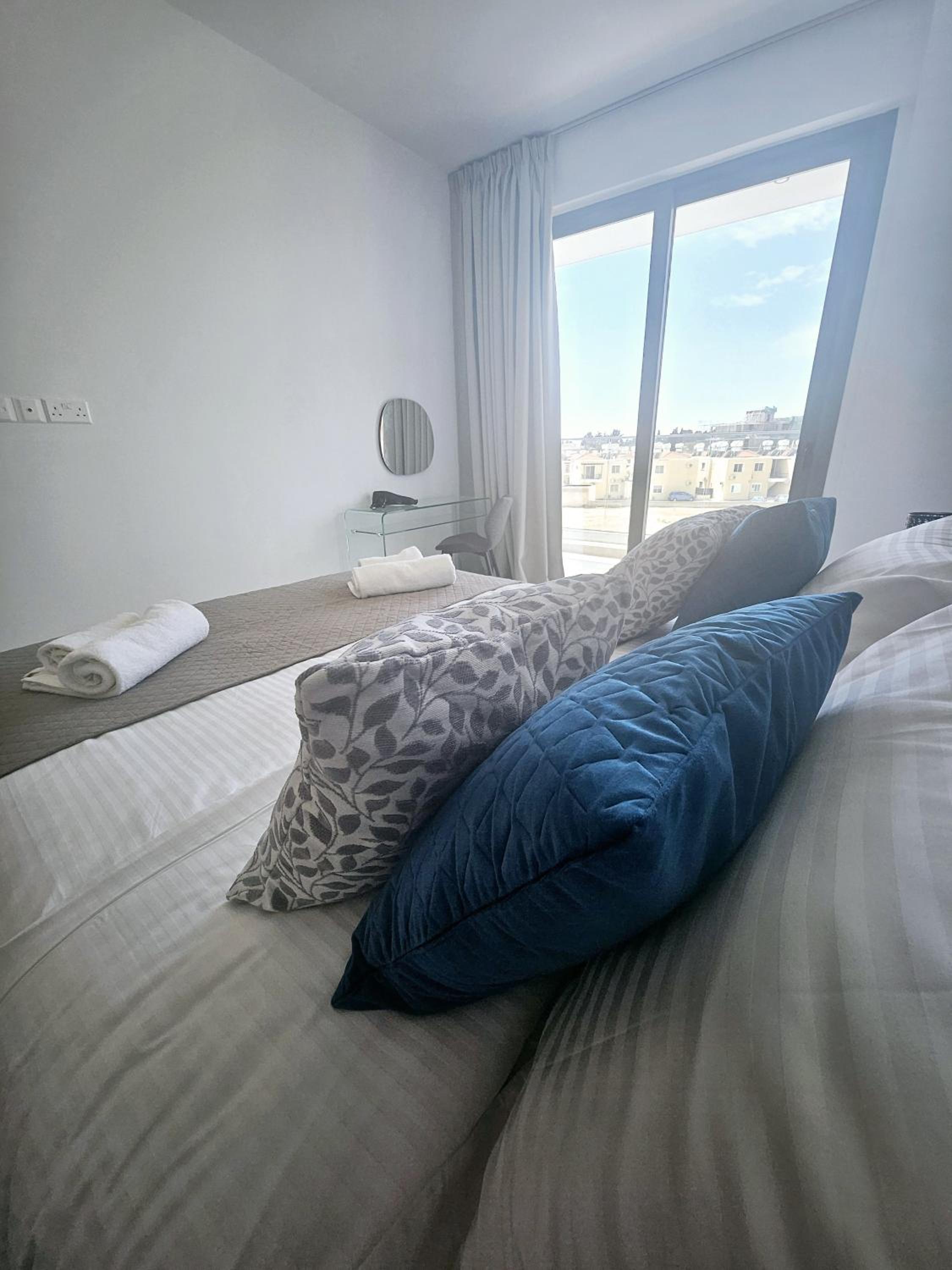 One bedroom apartment, Universal Residences