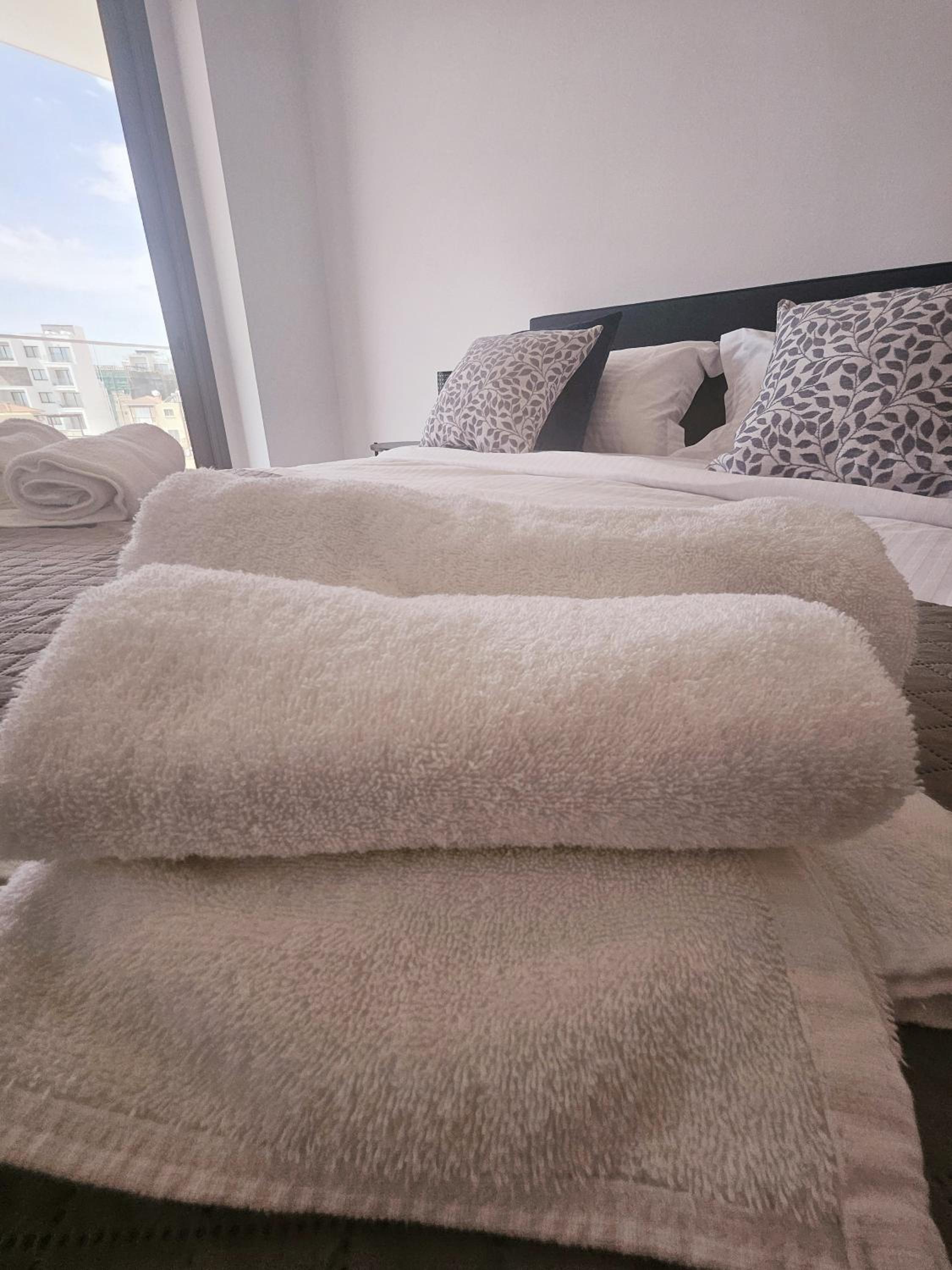 One bedroom apartment, Universal Residences