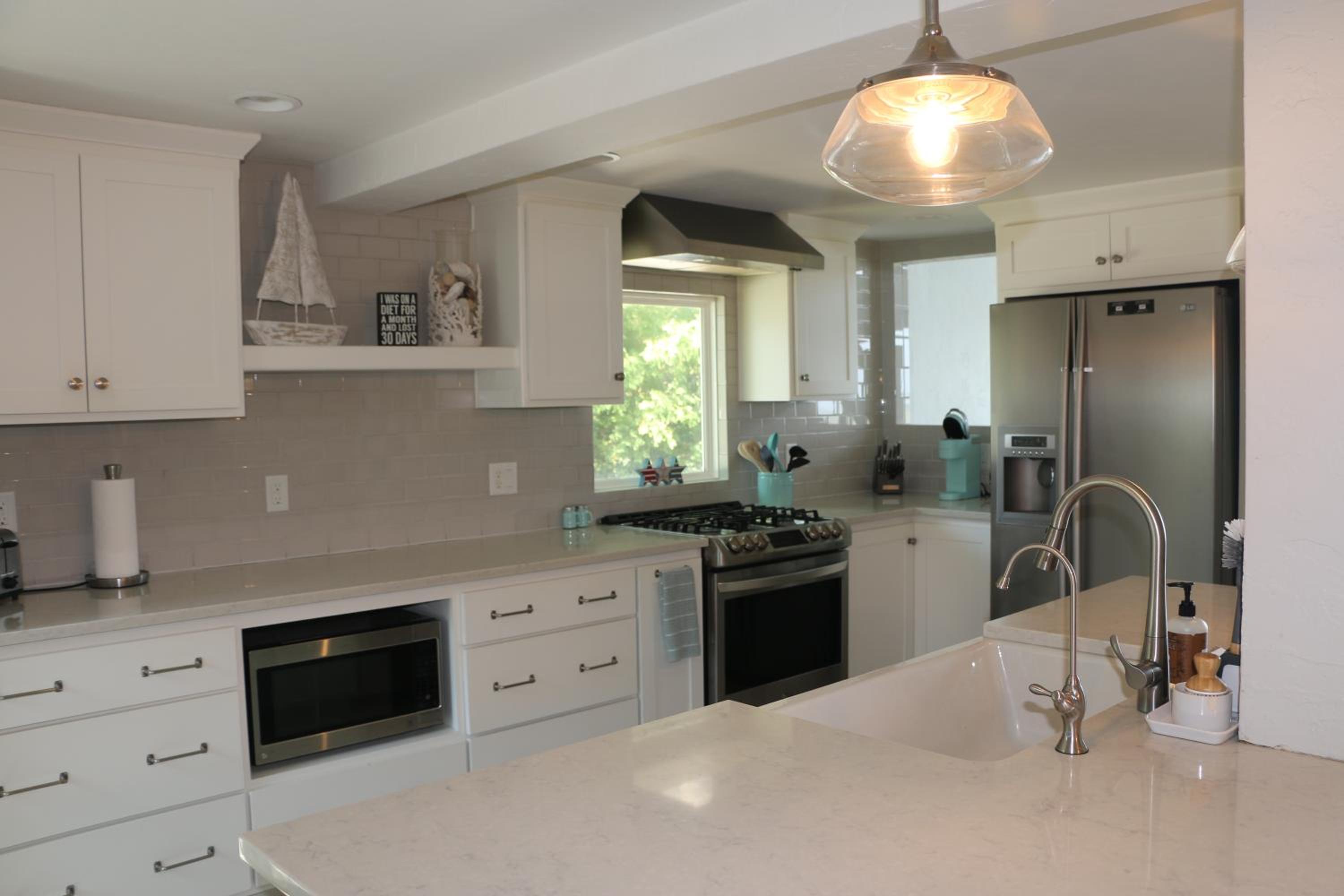 Beautiful House on the Bay! view 5