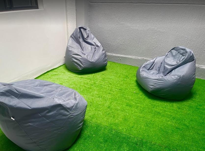 102 Apartamento en Laureles cerca al estadio y La 70