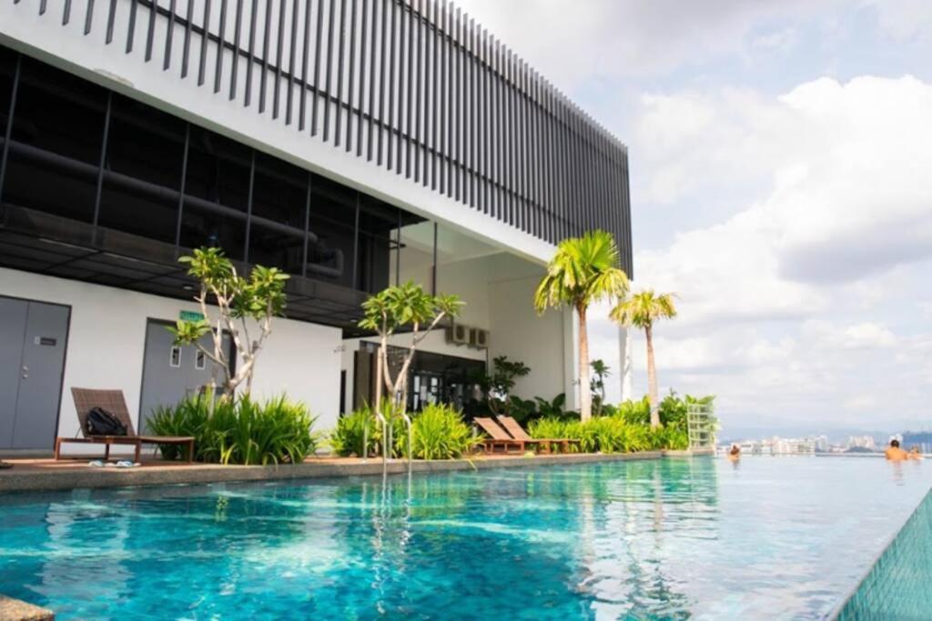 Pavilion Bukit jalil Walking Distance 2 Bedroom 2-4Pax