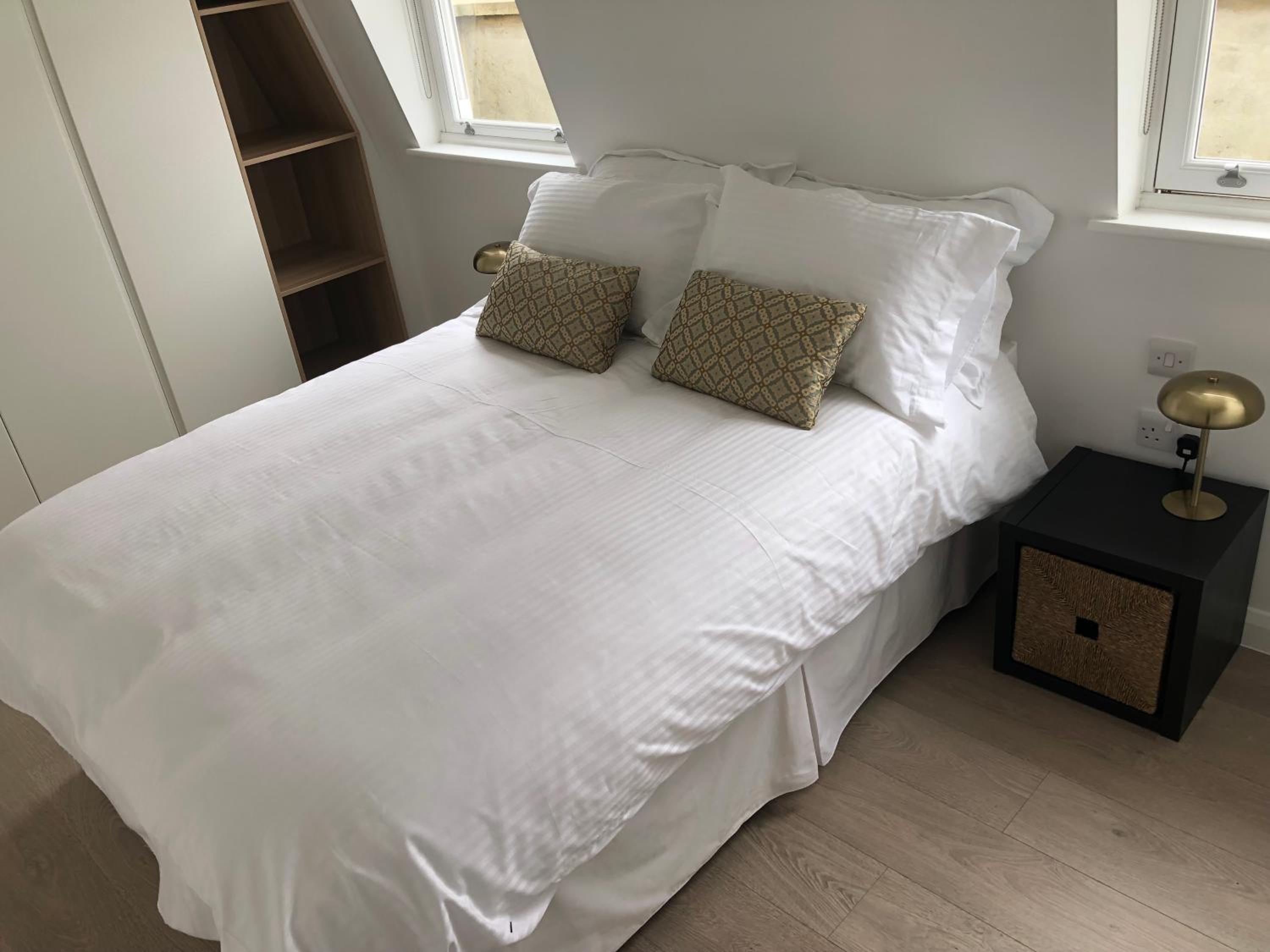 New! Fantastic 1 Bedroom Flat SW6 near Central London