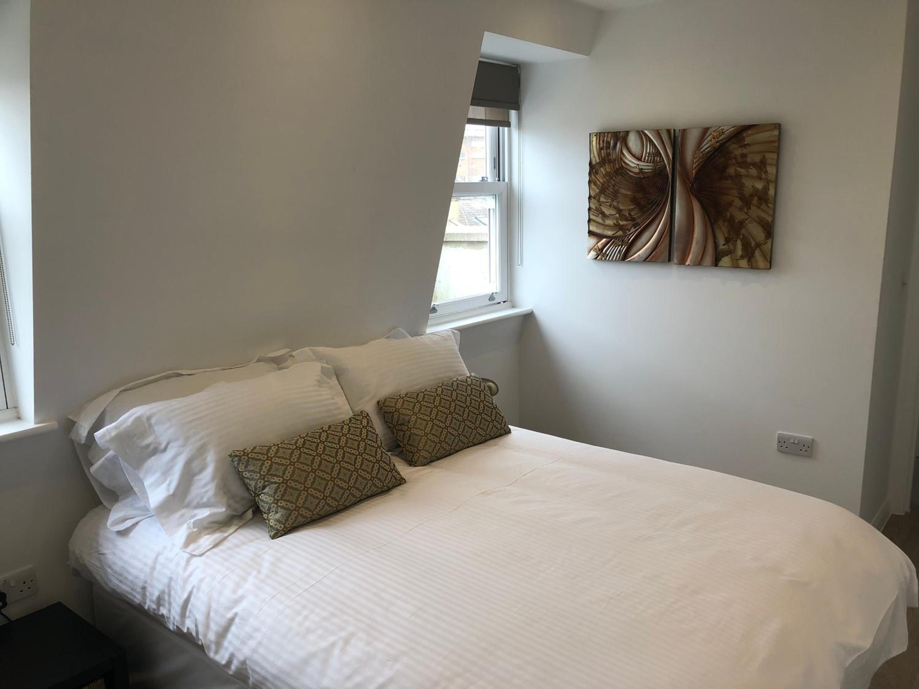 New! Fantastic 1 Bedroom Flat SW6 near Central London