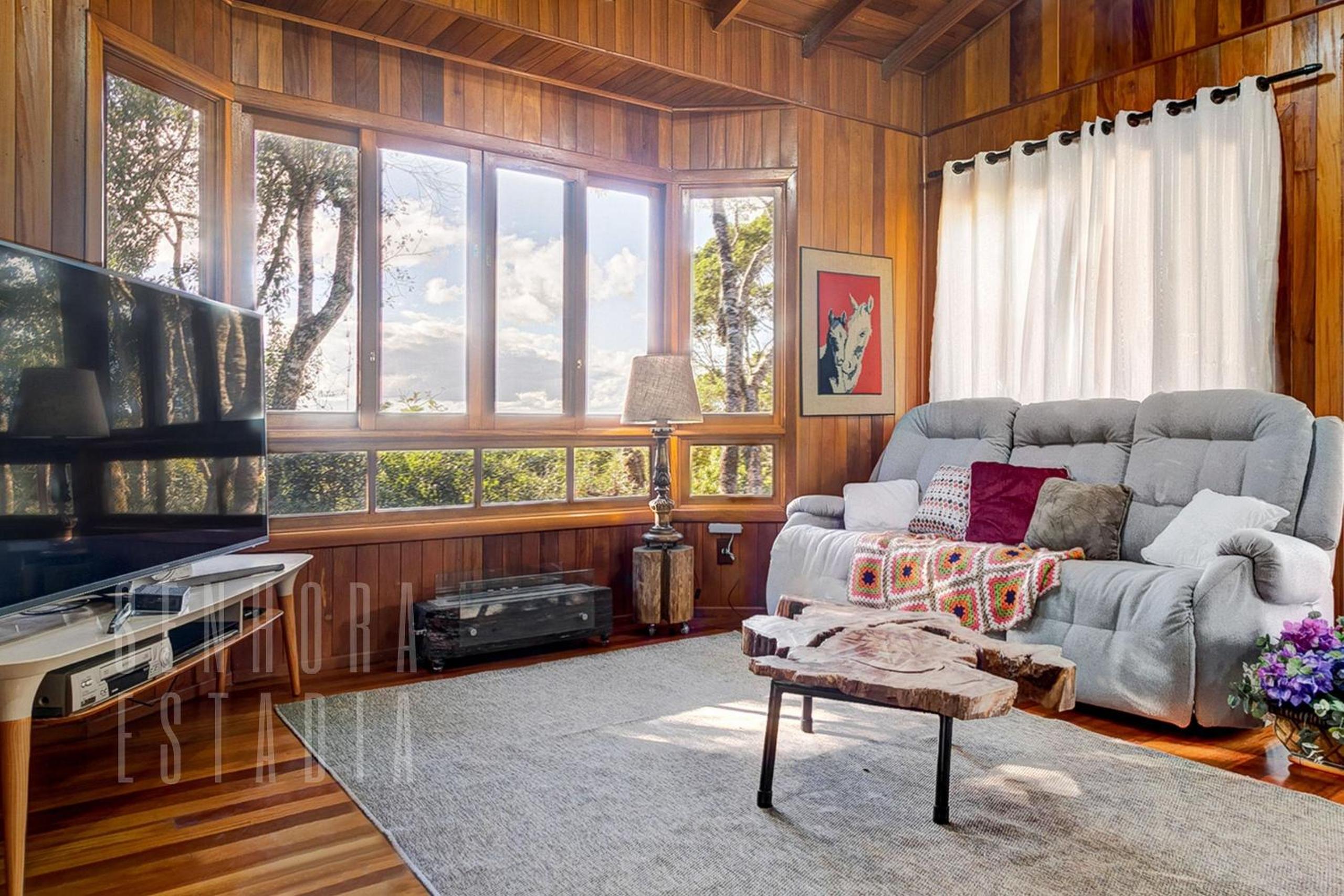 Canarinho Ranch, Wood Stove, with a View