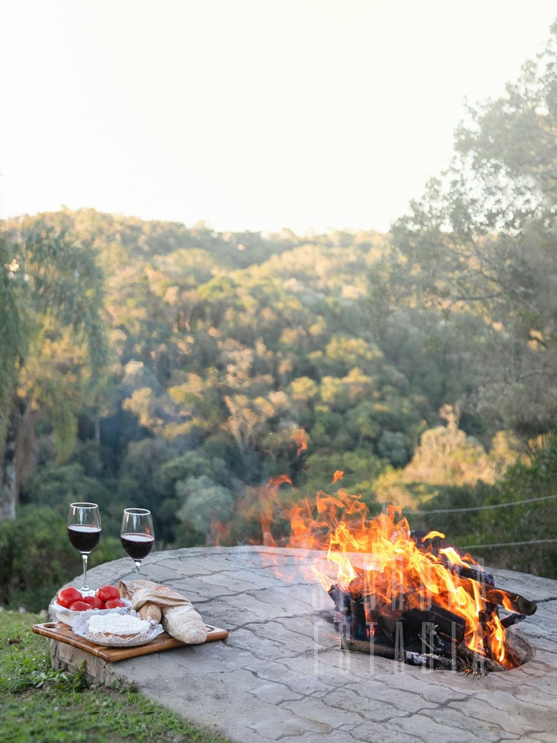Canarinho Ranch, Wood Stove, with a View