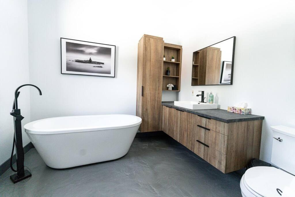 Chalet l'As de Coeur- SPA & Sauna au bord Rivière