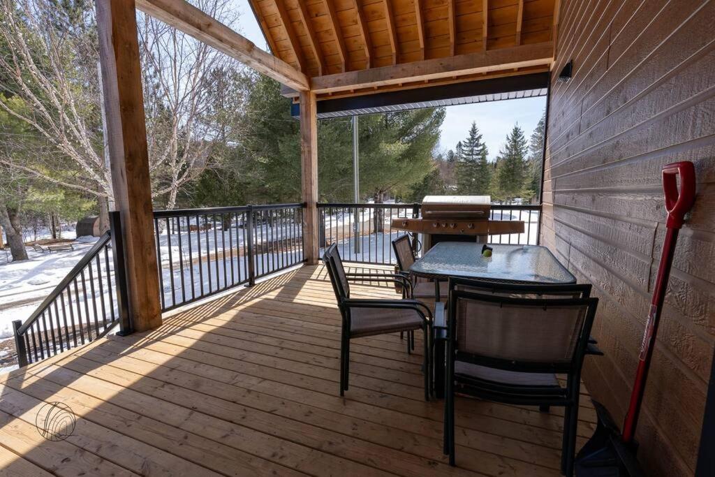 Chalet l'As de Coeur- SPA & Sauna au bord Rivière