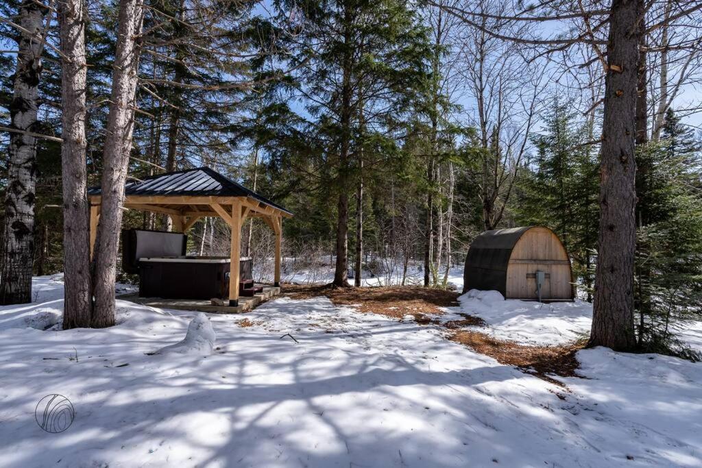 Chalet l'As de Coeur- SPA & Sauna au bord Rivière