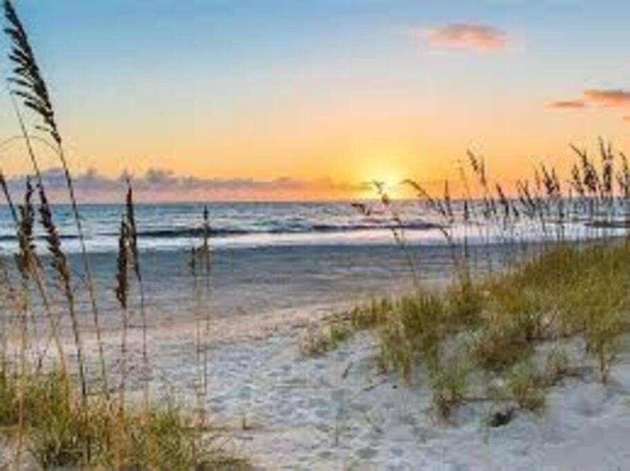 Beach condo on Harbor Island,SC E105 view 3