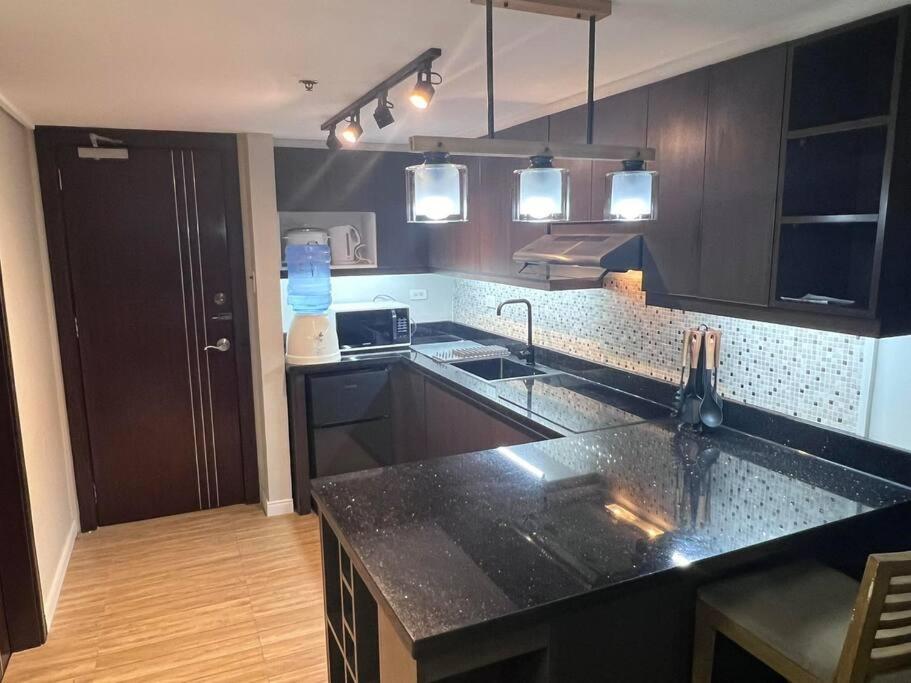 WenJu Loft type Condominium Cebu City view 5