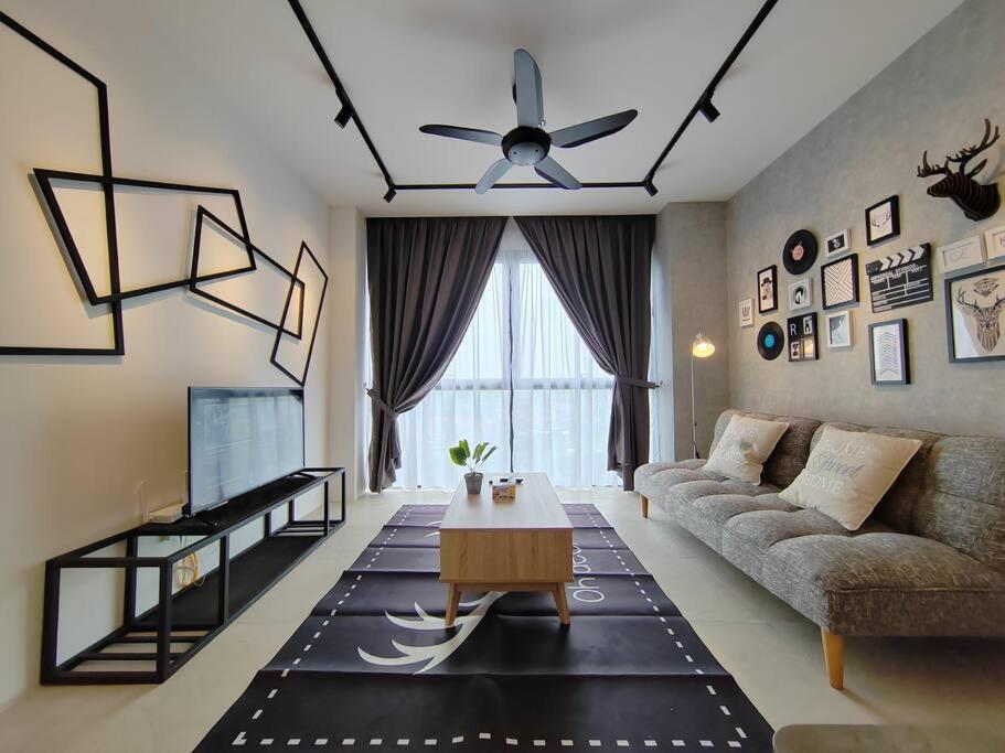 Lumi Tropicana 3 Bedroom Golf View # 1-6pax photo 1