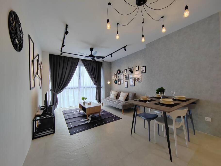 Lumi Tropicana 3 Bedroom Golf View # 1-6pax photo 5
