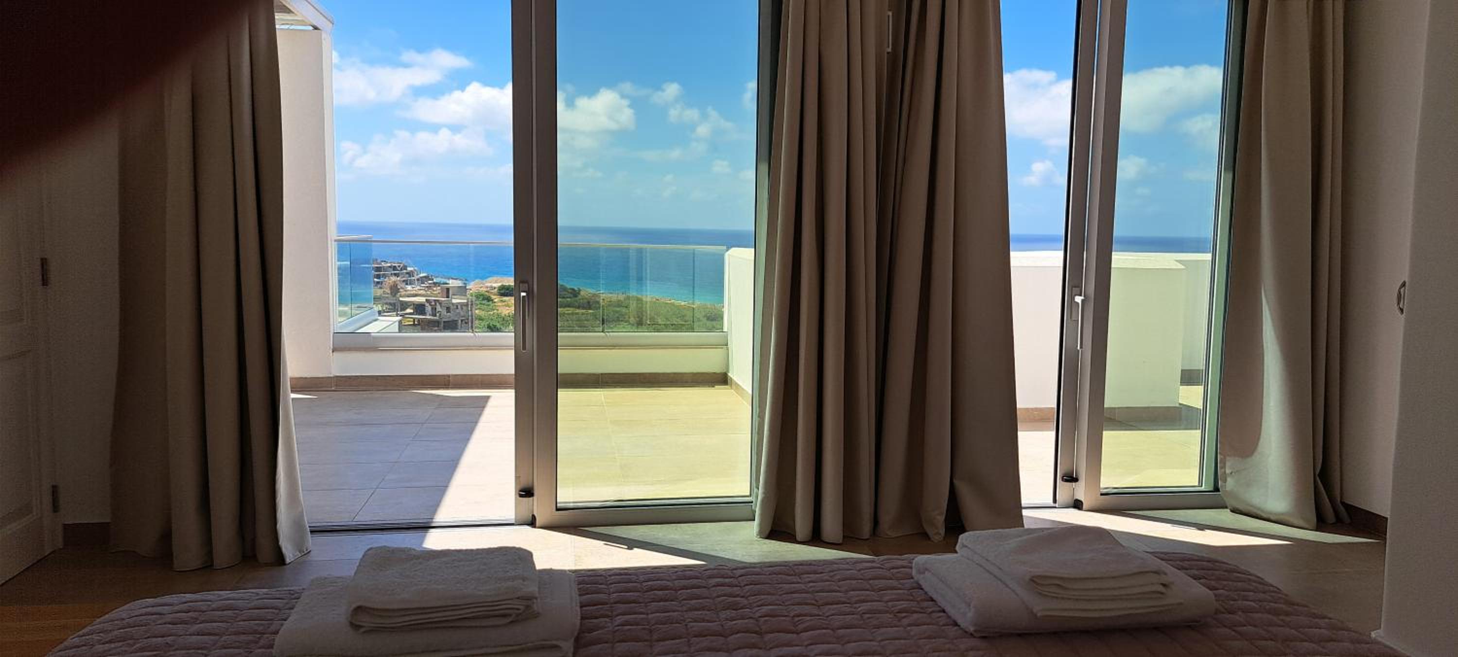 Villa Kyklamino - Unique Villa with stunning Seaview