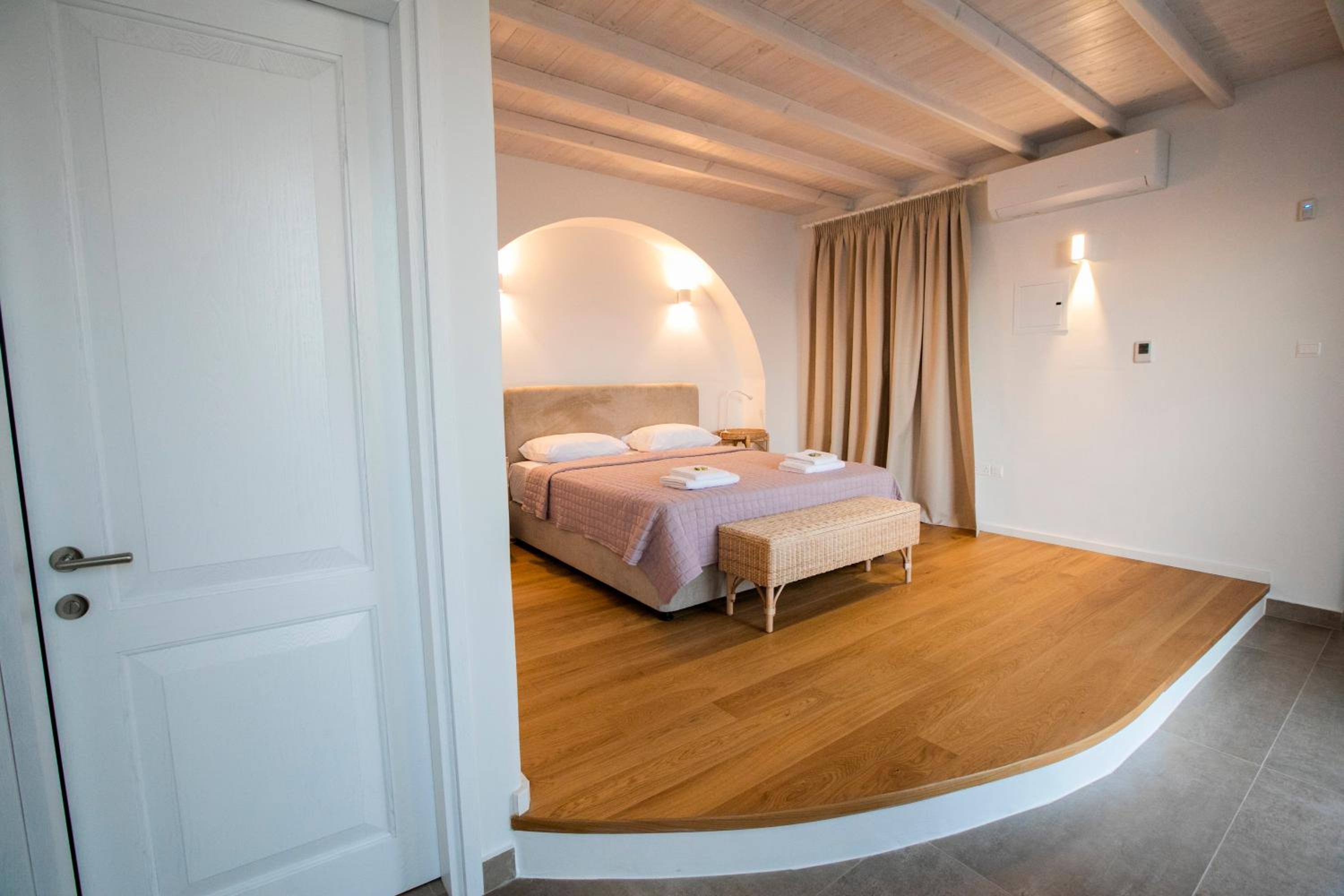 Villa Kyklamino - Unique Villa with stunning Seaview
