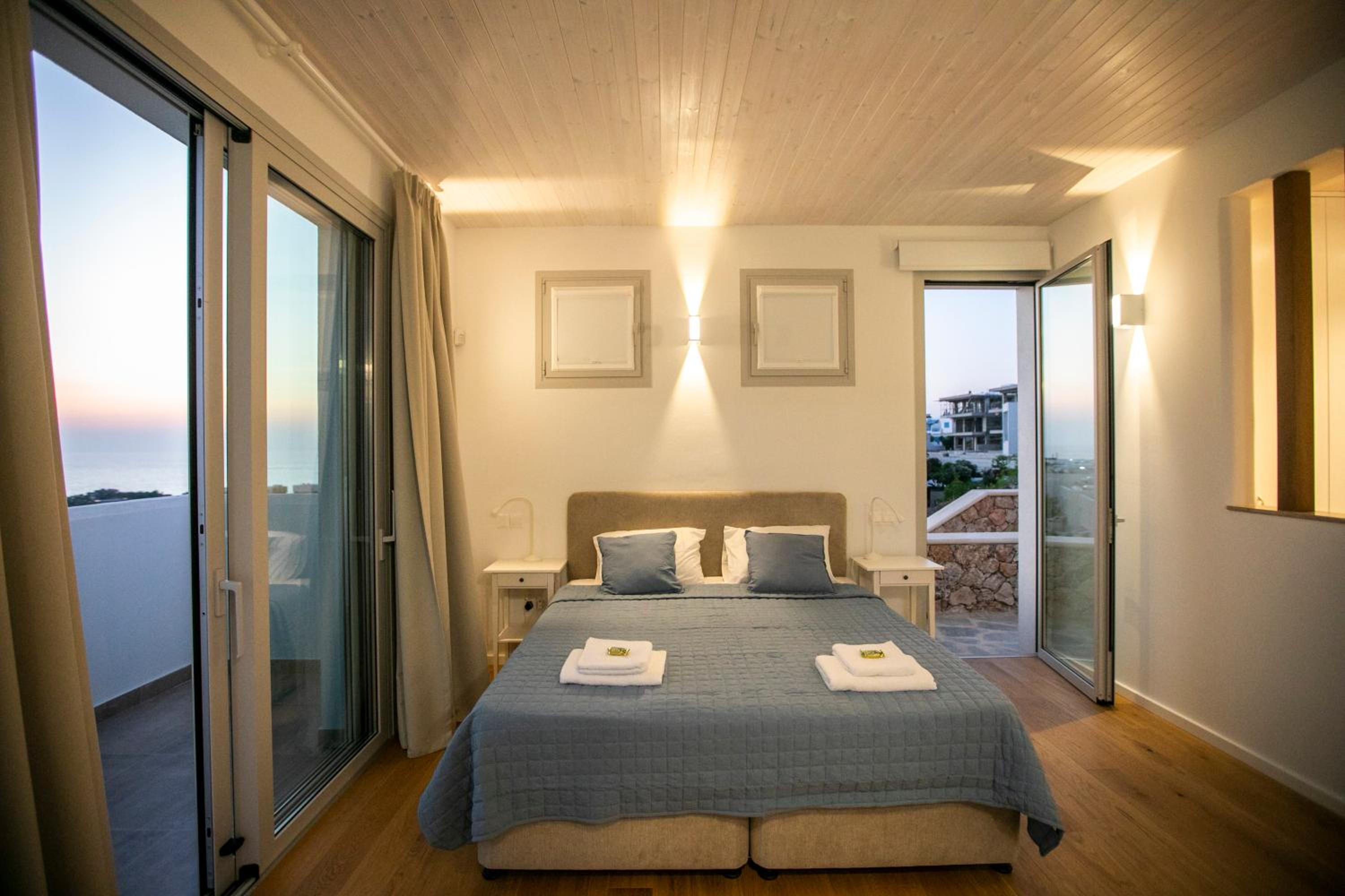 Villa Kyklamino - Unique Villa with stunning Seaview
