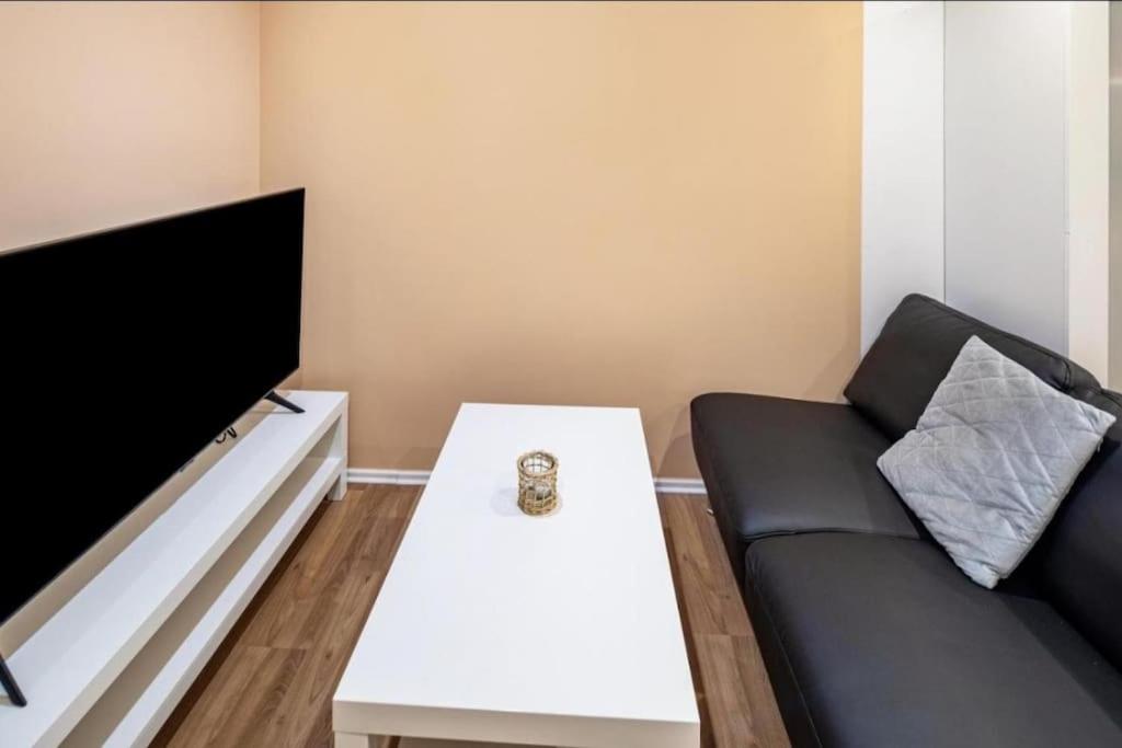 CityLoft Kassel 1 - Zentrale Unterkunft für Gruppen bis 7 Personen - Parkplatz - Netflix