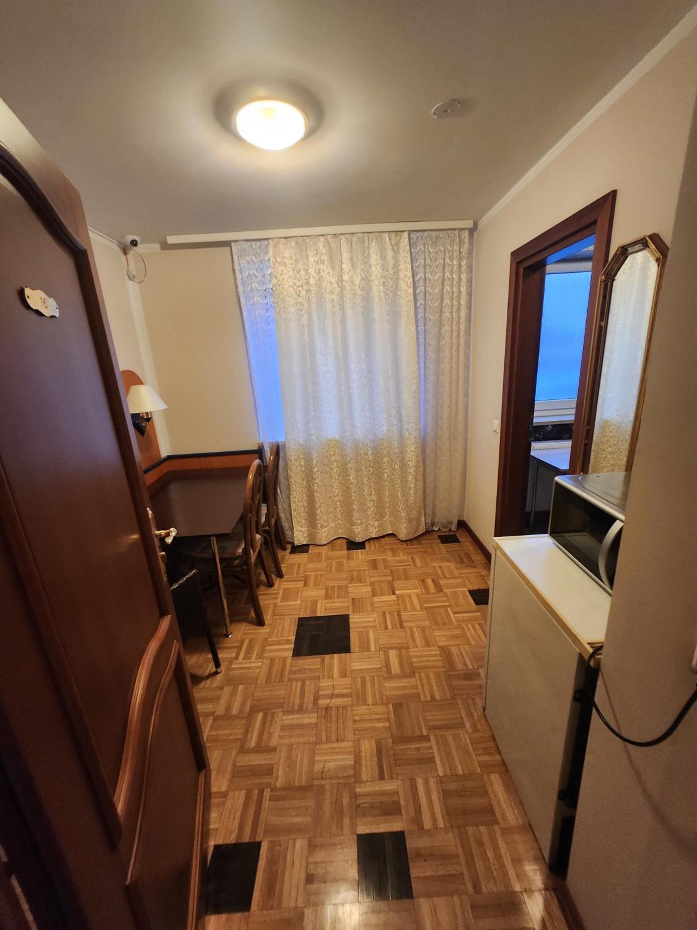 Pension Einzelzimmer mit extra bad Zimmer 15