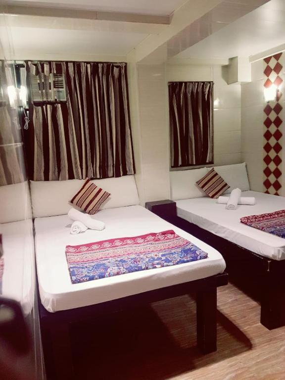 Manhattan inn