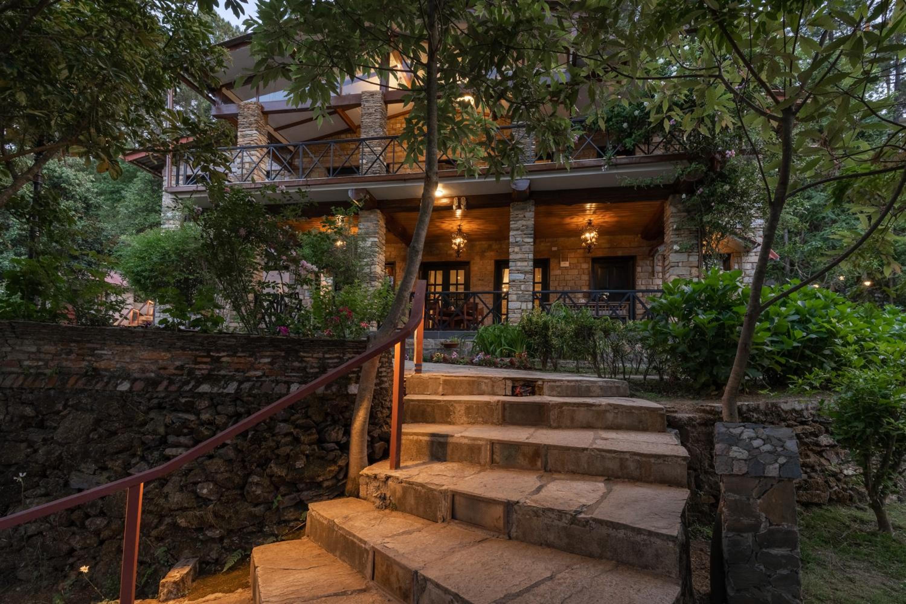 Buransh Terraces Luxury 3&4BHK Villas with Mountain View & Caretaker & Kitchen