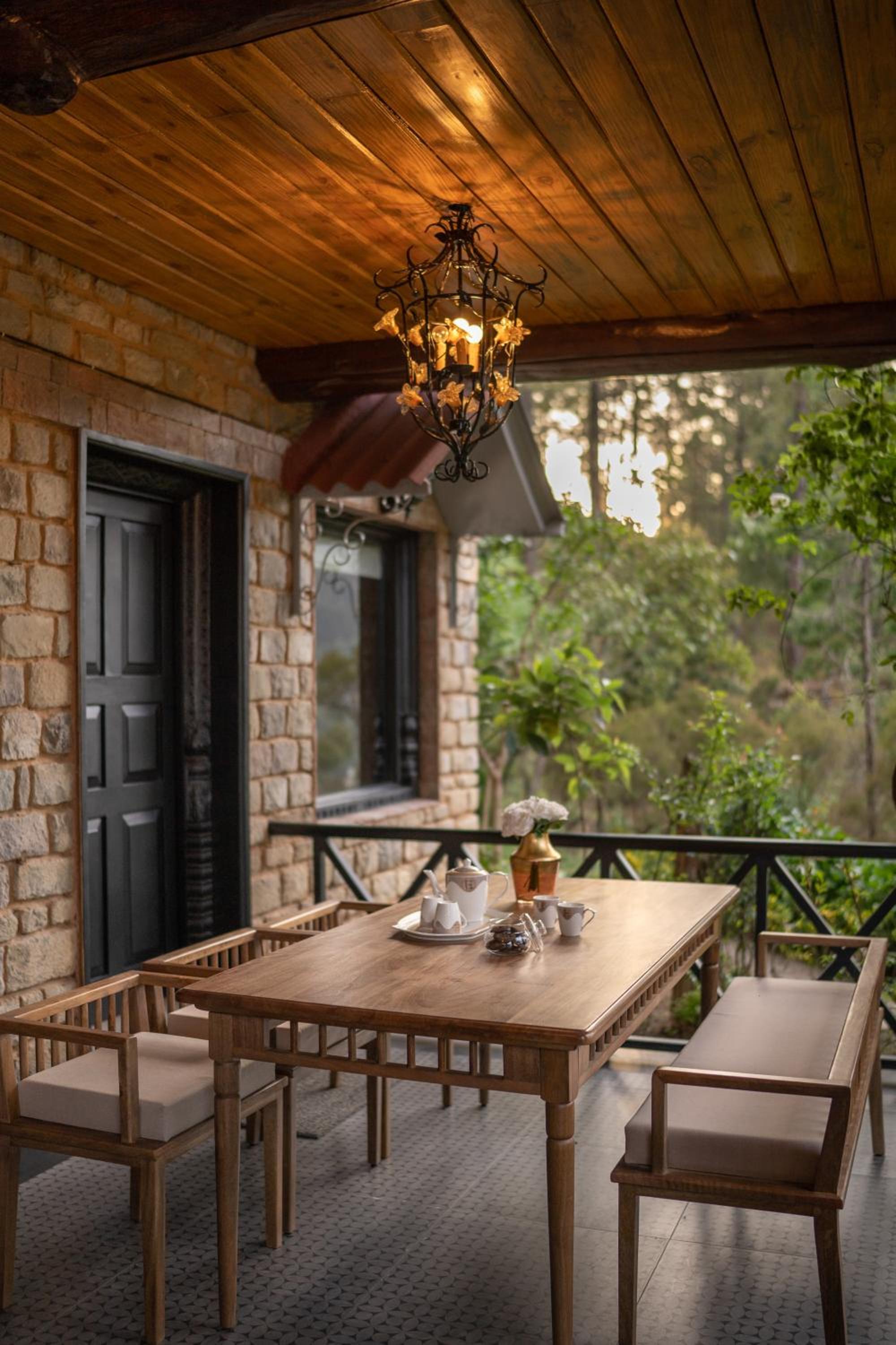 Buransh Terraces Luxury 3&4BHK Villas with Mountain View & Caretaker & Kitchen