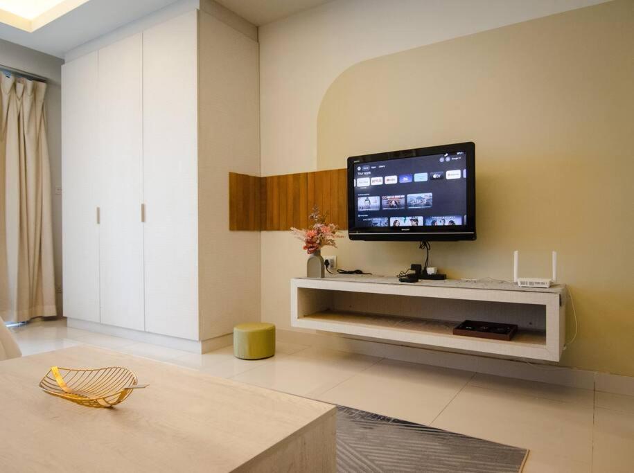 KL Dorsett Damas Urban Garden Suite-F-Parking, Self C-In