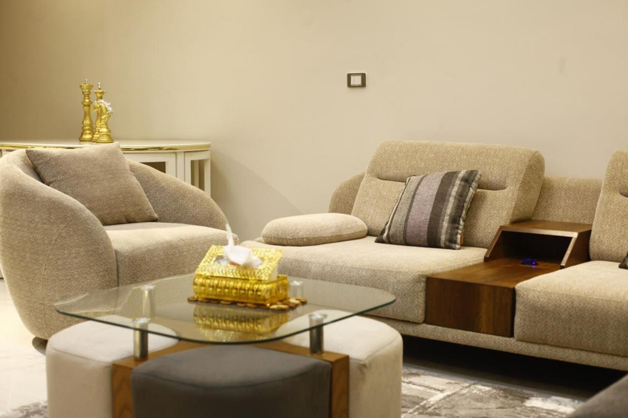 Cuzy Ultra Superlux apartment