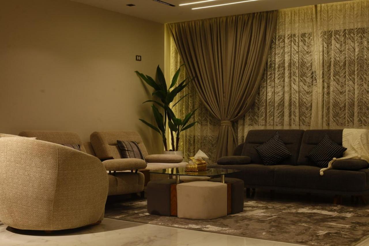 Cuzy Ultra Superlux apartment