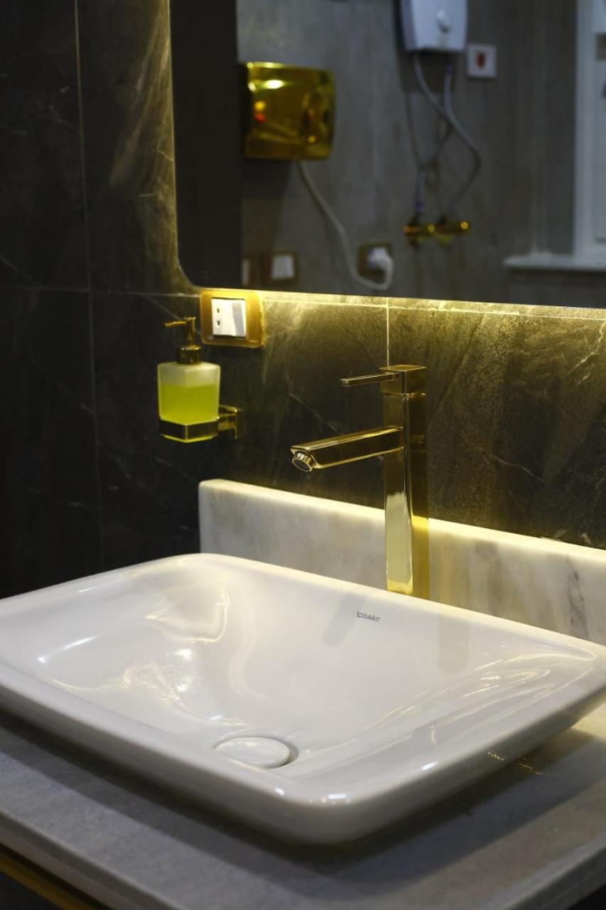 Cuzy Ultra Superlux apartment