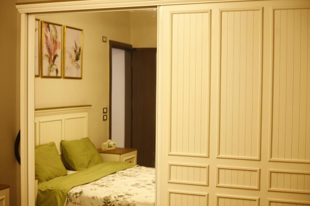 Cuzy Ultra Superlux apartment