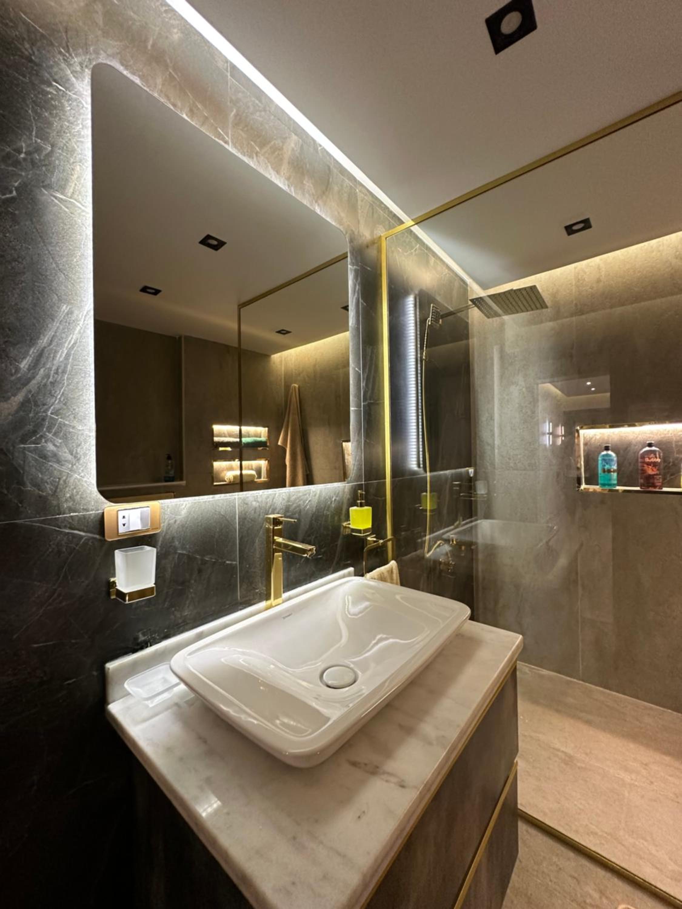 Cuzy Ultra Superlux apartment